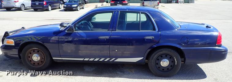 image for item DF8788 2011 Ford Crown Victoria Police Interceptor