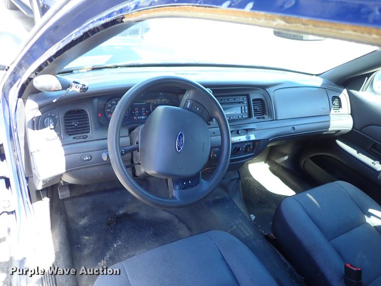 image for item DF8788 2011 Ford Crown Victoria Police Interceptor