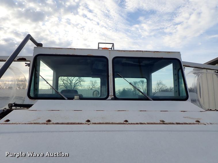 image for item DF8795 Elgin Pelican street sweeper