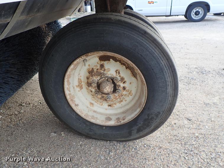 image for item DF8795 Elgin Pelican street sweeper