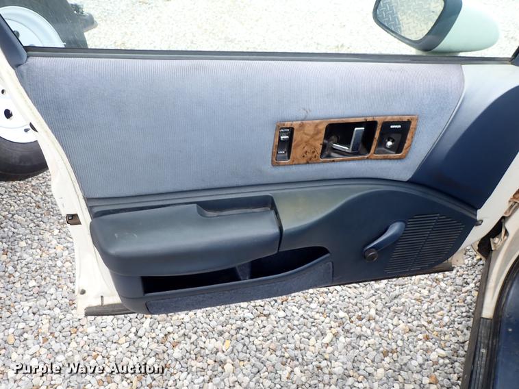 image for item DF8869 1993 Chevrolet Caprice Wagon Classic