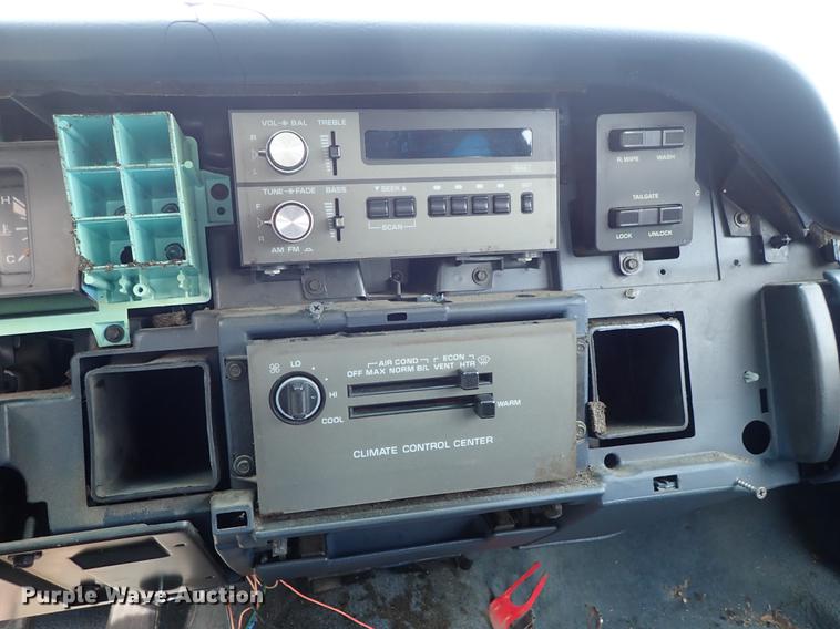 image for item DF8869 1993 Chevrolet Caprice Wagon Classic