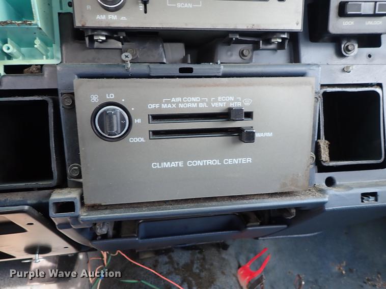 image for item DF8869 1993 Chevrolet Caprice Wagon Classic