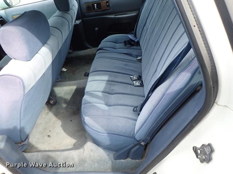 image for item DF8869 1993 Chevrolet Caprice Wagon Classic