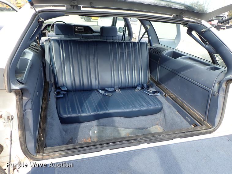 image for item DF8869 1993 Chevrolet Caprice Wagon Classic