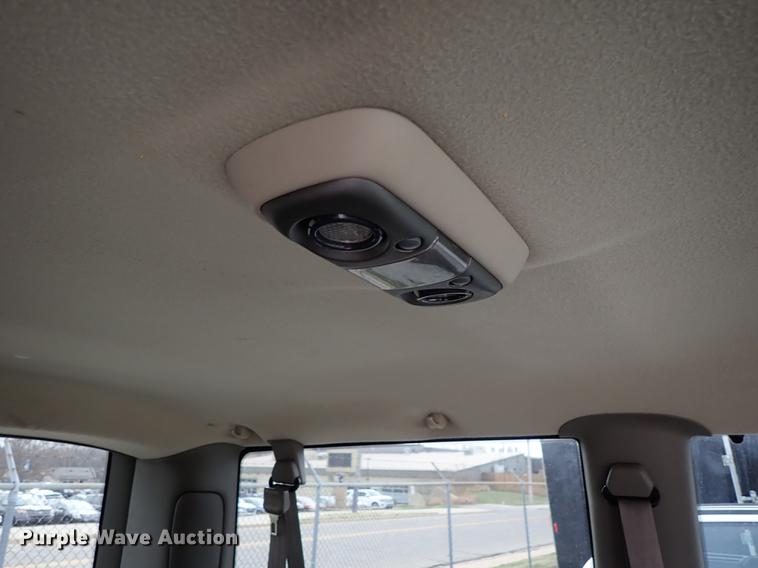 image for item DF8872 2001 Chevrolet Astro van