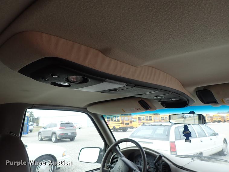 image for item DF8872 2001 Chevrolet Astro van