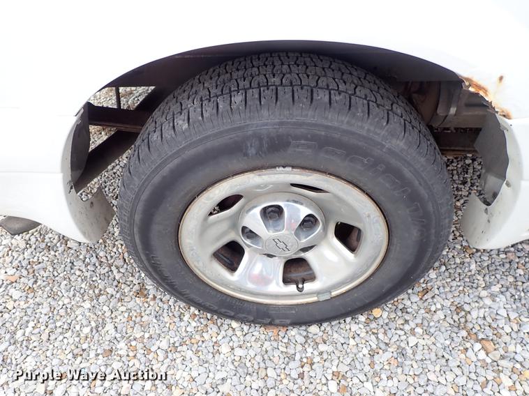 image for item DF8872 2001 Chevrolet Astro van