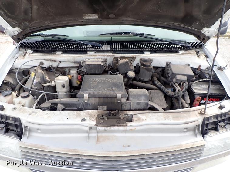 image for item DF8872 2001 Chevrolet Astro van