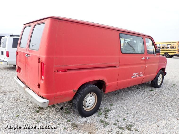 image for item DF8873 1983 Ford Econoline E150 van