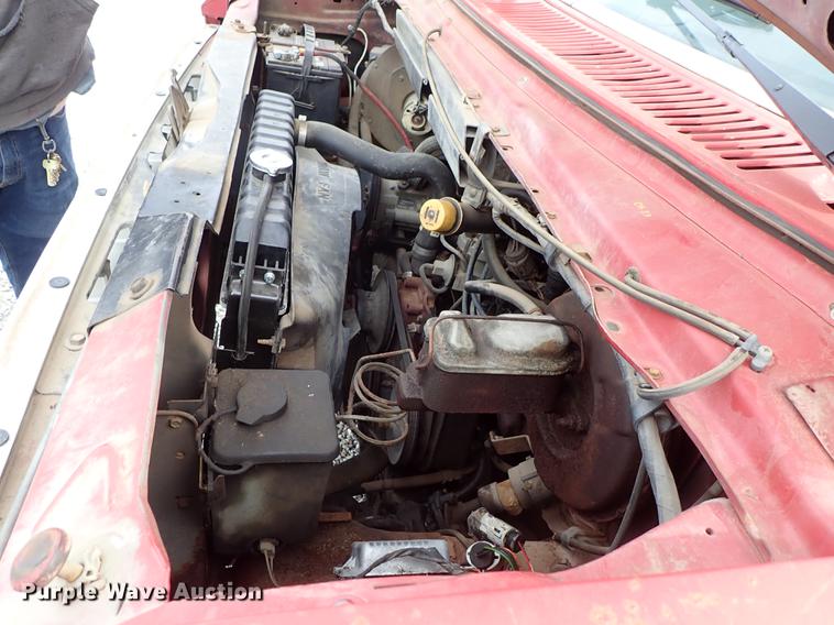 image for item DF8873 1983 Ford Econoline E150 van