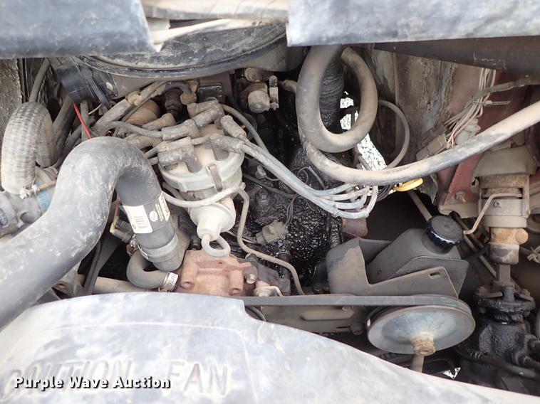 image for item DF8873 1983 Ford Econoline E150 van