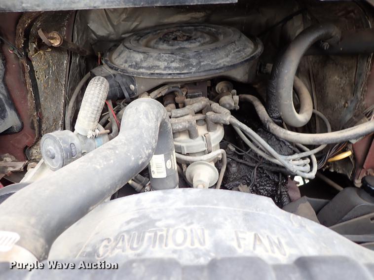 image for item DF8873 1983 Ford Econoline E150 van