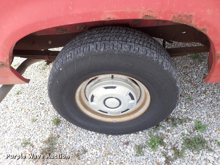 image for item DF8873 1983 Ford Econoline E150 van