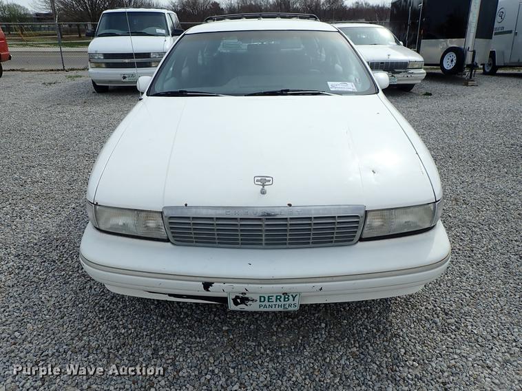 image for item DF8874 1993 Chevrolet Caprice Wagon Classic
