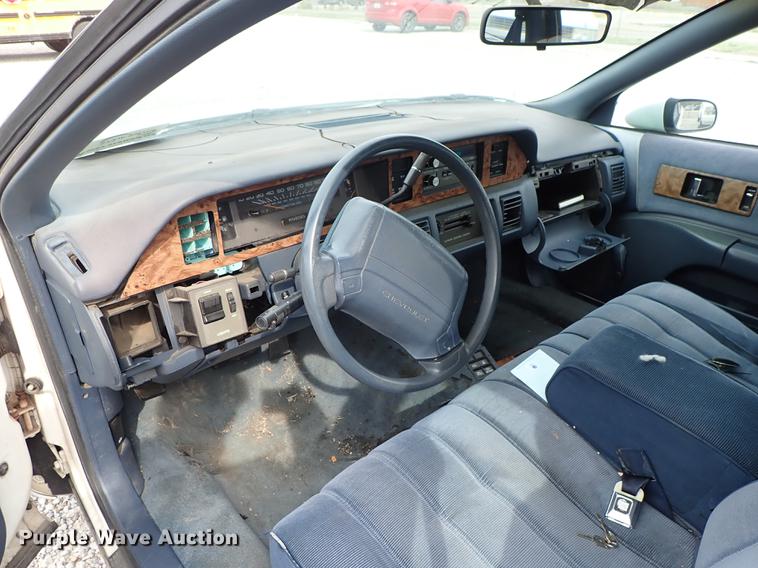 image for item DF8874 1993 Chevrolet Caprice Wagon Classic