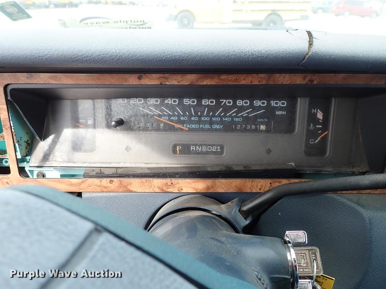 image for item DF8874 1993 Chevrolet Caprice Wagon Classic