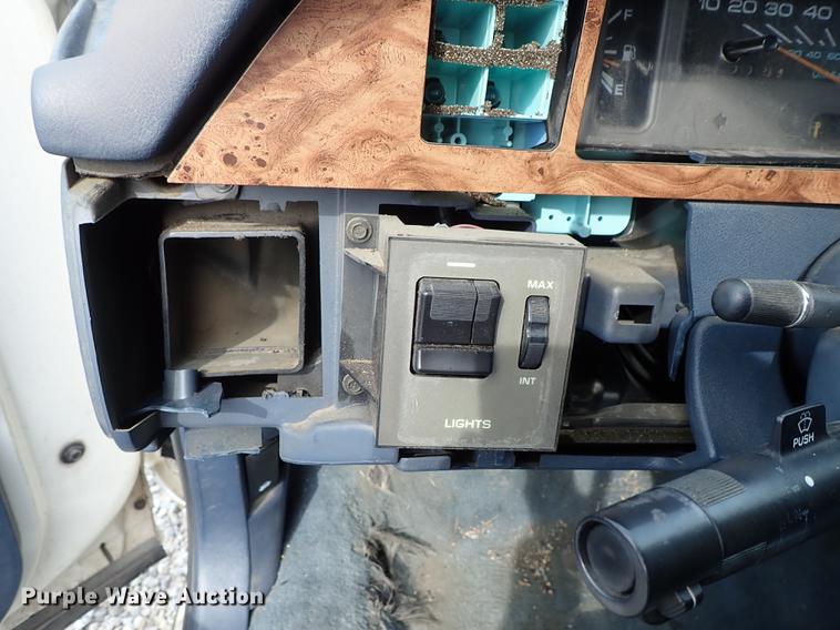 image for item DF8874 1993 Chevrolet Caprice Wagon Classic