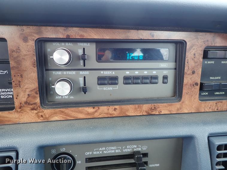 image for item DF8874 1993 Chevrolet Caprice Wagon Classic