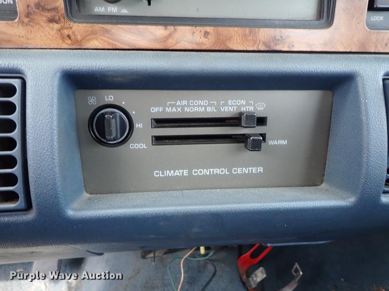 image for item DF8874 1993 Chevrolet Caprice Wagon Classic