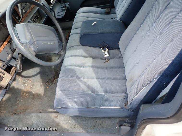 image for item DF8874 1993 Chevrolet Caprice Wagon Classic