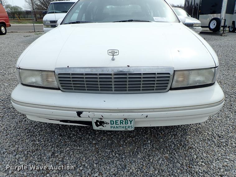 image for item DF8874 1993 Chevrolet Caprice Wagon Classic