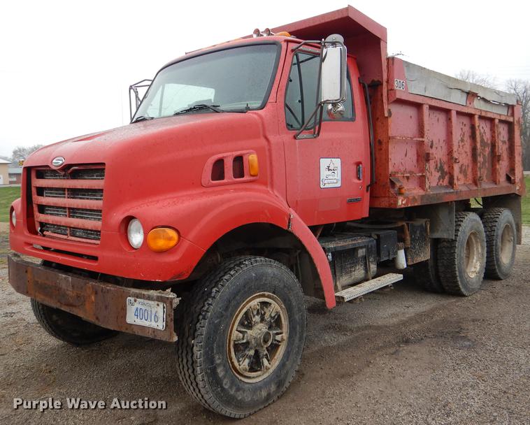 image for item DG0948 2000 Sterling LT7500 dump truck