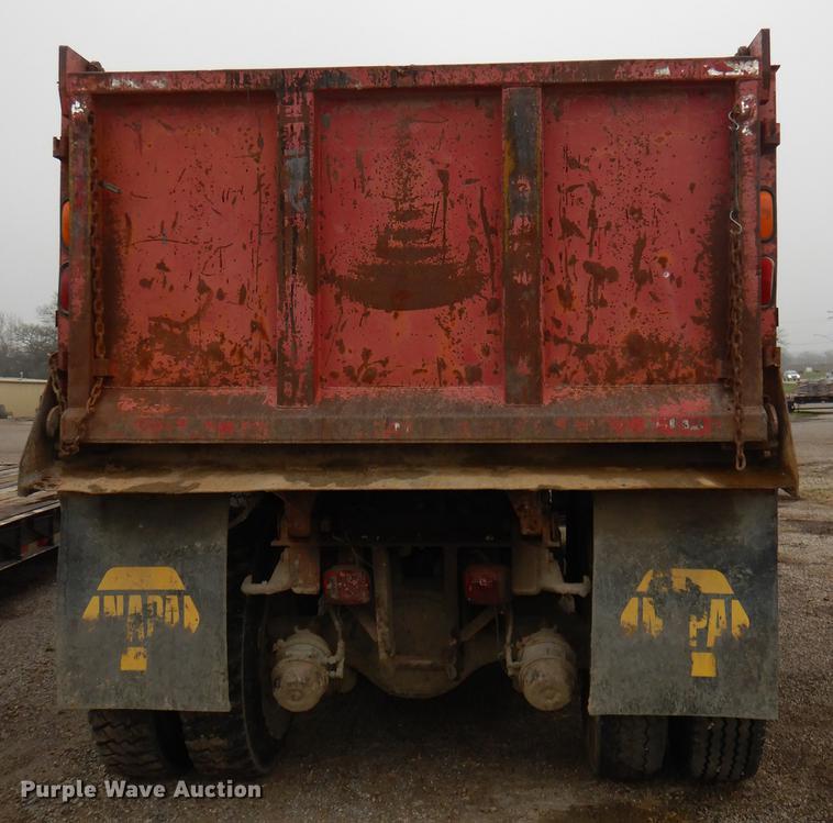 image for item DG0948 2000 Sterling LT7500 dump truck