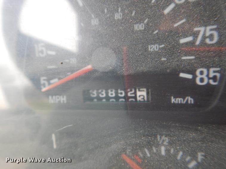 image for item DG0948 2000 Sterling LT7500 dump truck