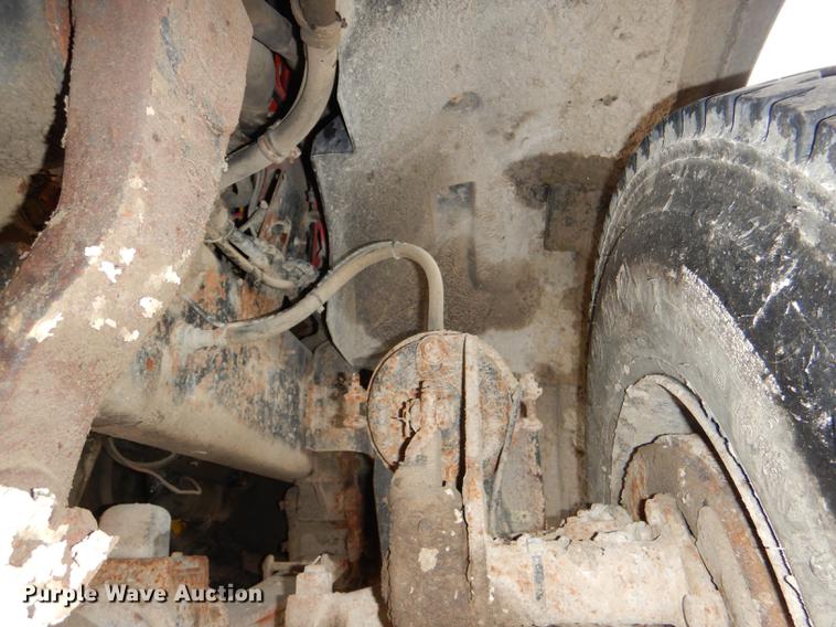 image for item DG0948 2000 Sterling LT7500 dump truck