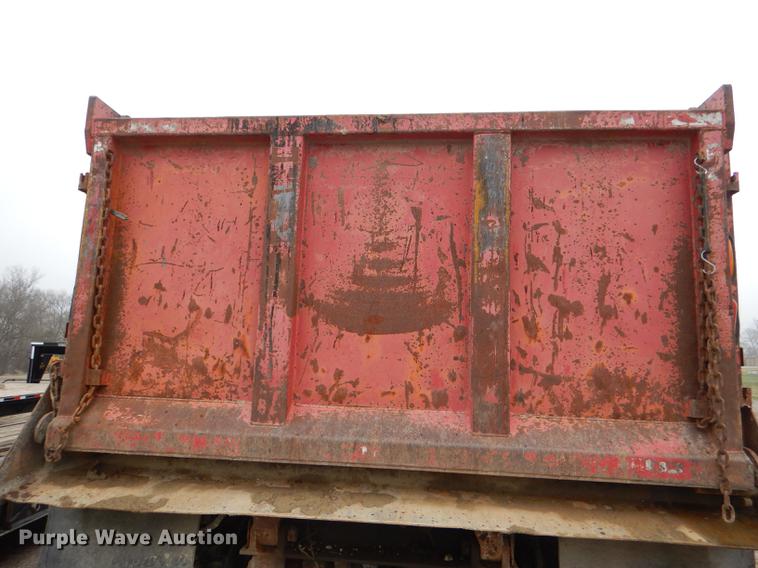 image for item DG0948 2000 Sterling LT7500 dump truck