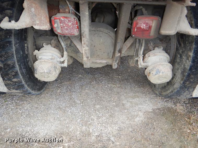 image for item DG0948 2000 Sterling LT7500 dump truck