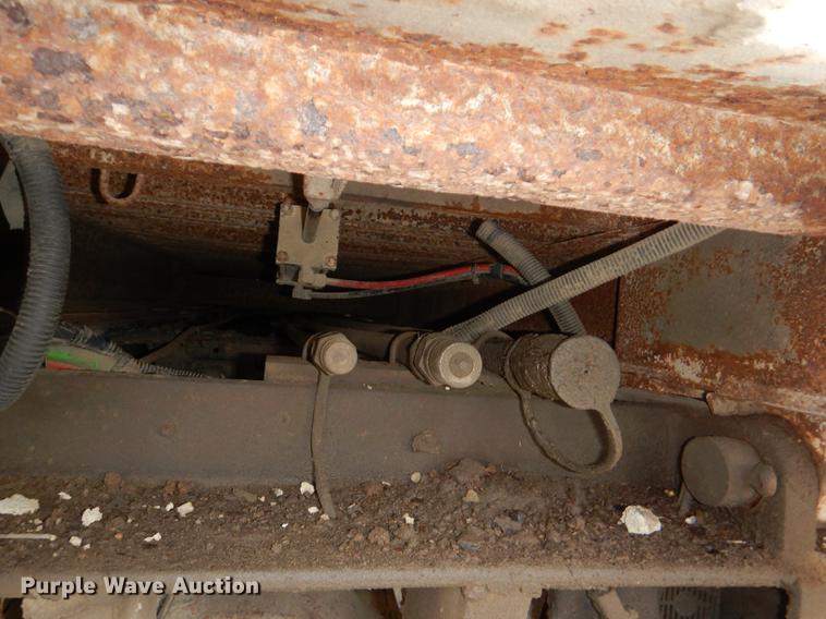 image for item DG0948 2000 Sterling LT7500 dump truck