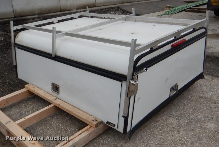 A.R.E. bed topper in Gardner, KS Item DG0953 sold Purple Wave