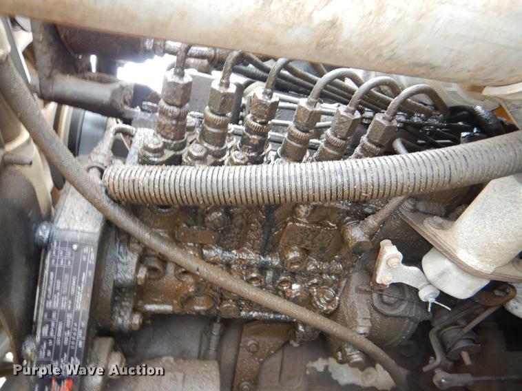 image for item DG0957 1998 Ford B800 school bus