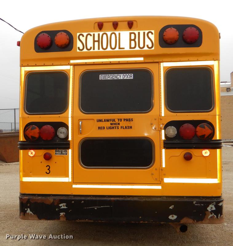 image for item DG0958 2001 Ford Econoline E450 Super Duty school bus