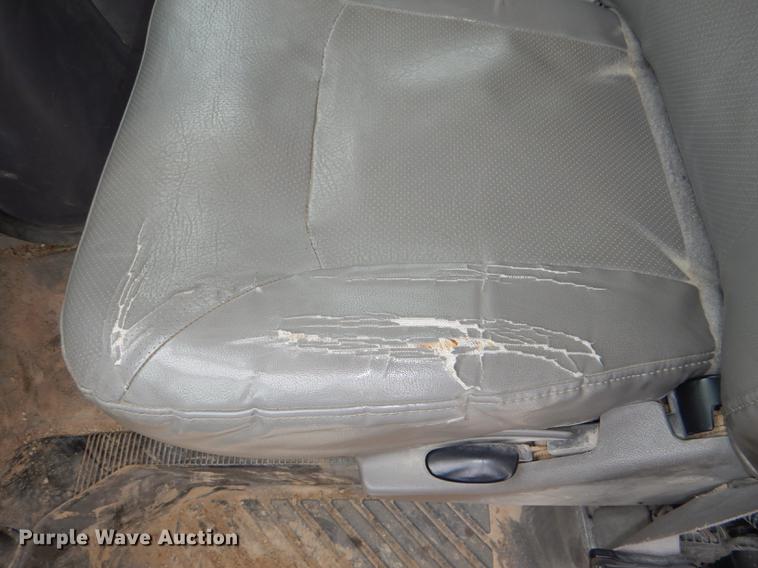 image for item DG0958 2001 Ford Econoline E450 Super Duty school bus