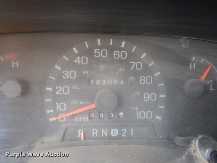 image for item DG0958 2001 Ford Econoline E450 Super Duty school bus