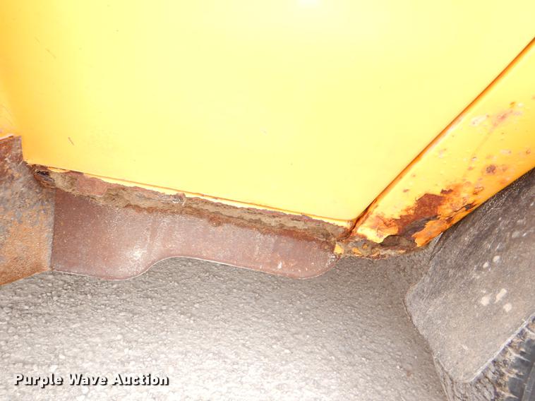 image for item DG0958 2001 Ford Econoline E450 Super Duty school bus