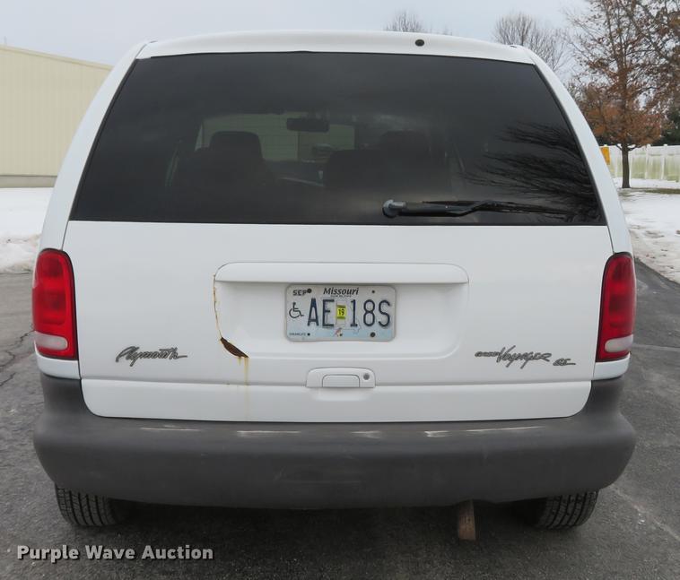 image for item DG3817 1999 Dodge Caravan van