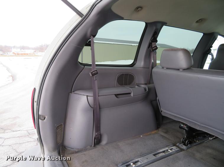 image for item DG3817 1999 Dodge Caravan van