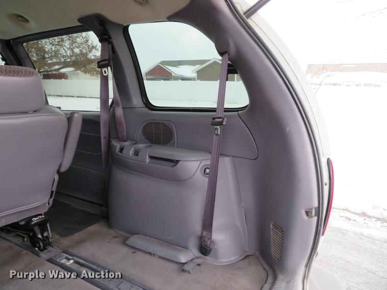 image for item DG3817 1999 Dodge Caravan van