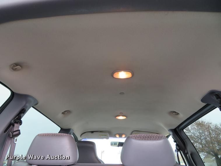 image for item DG3817 1999 Dodge Caravan van