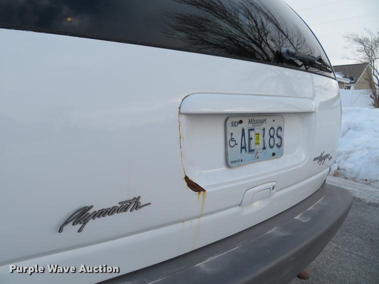 image for item DG3817 1999 Dodge Caravan van