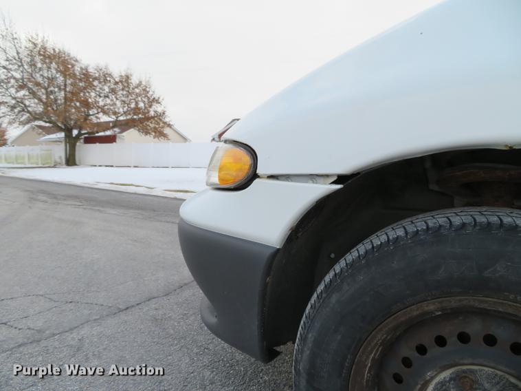 image for item DG3817 1999 Dodge Caravan van
