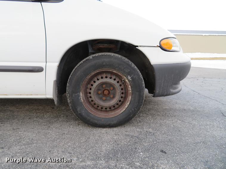 image for item DG3817 1999 Dodge Caravan van