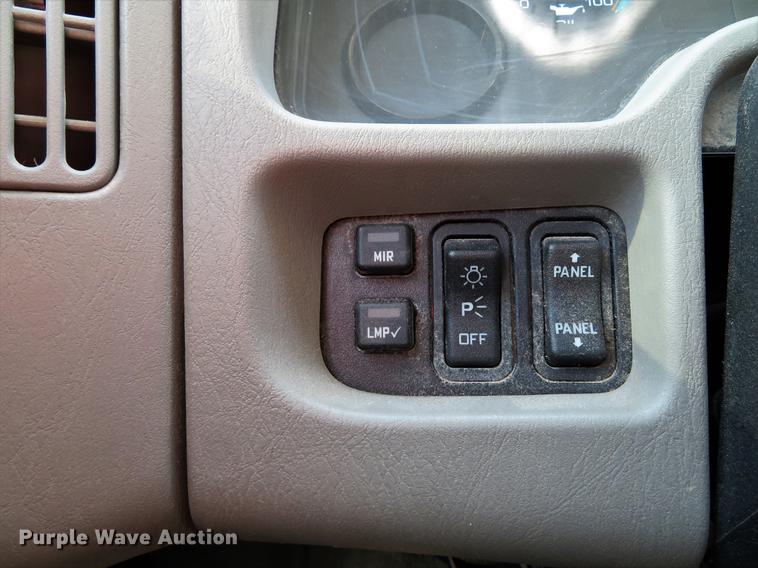 image for item DG3895 2009 International WorkStar 7400 dump truck