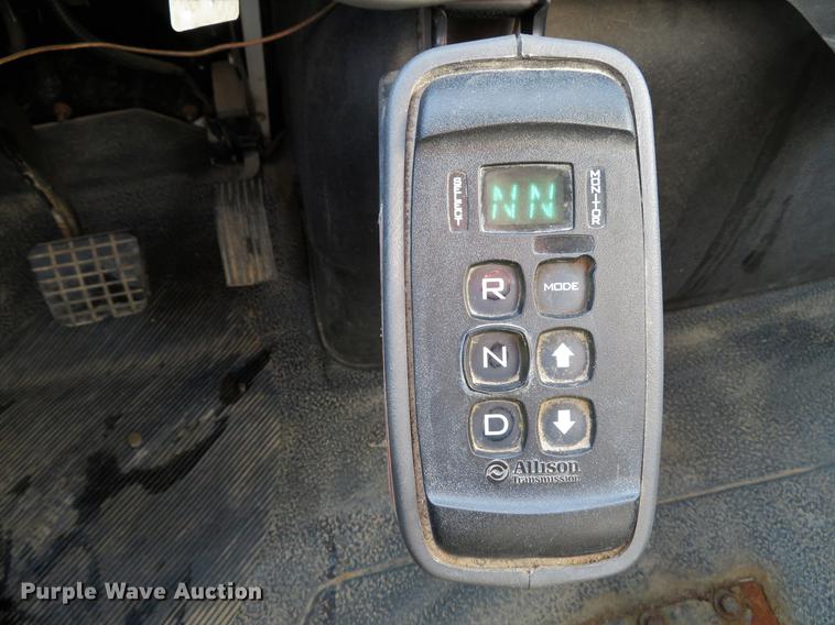 image for item DG3895 2009 International WorkStar 7400 dump truck