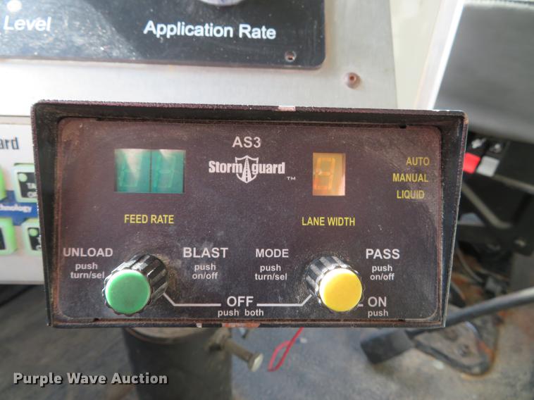 image for item DG3895 2009 International WorkStar 7400 dump truck