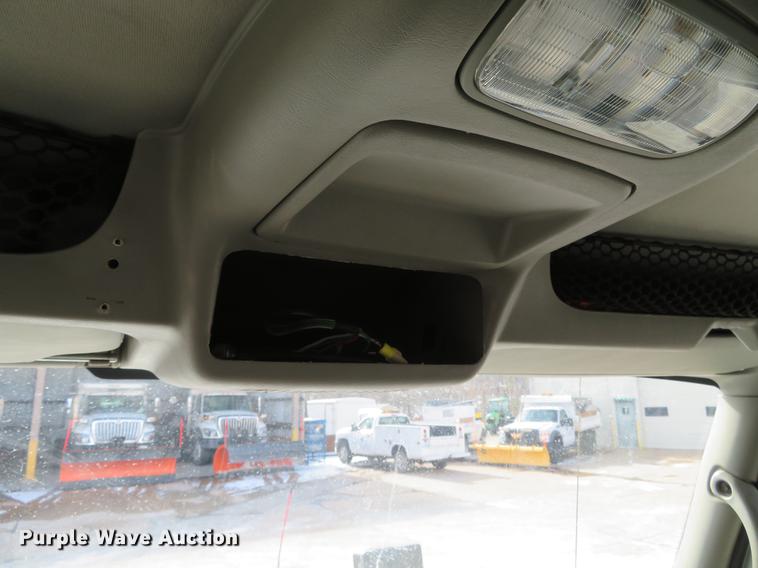 image for item DG3895 2009 International WorkStar 7400 dump truck